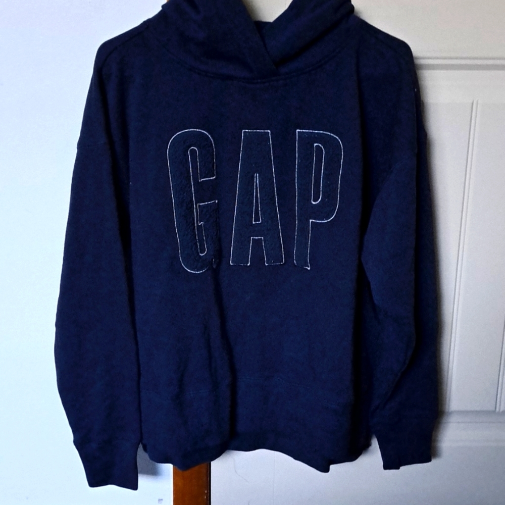 Women pull over top